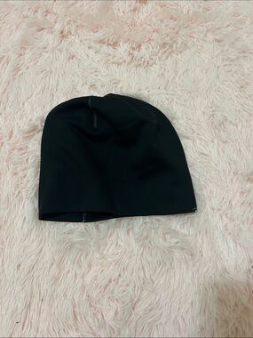lululemon athletica Black Performance Beanie